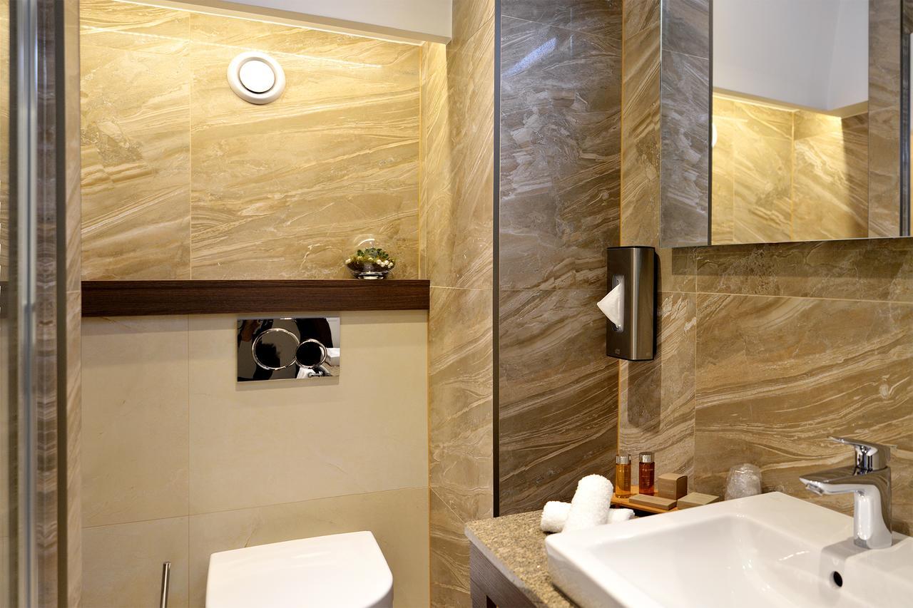 Azul Hotel & Restaurant Партизанске Экстерьер фото